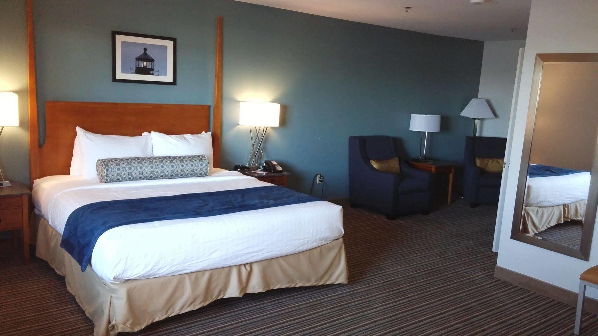 Rockland Harbor Hotel ภายนอก รูปภาพ